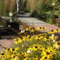 Wasser und Skulpturen Garten 2